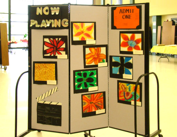 A Versatile Middle School Art Display Screenflex